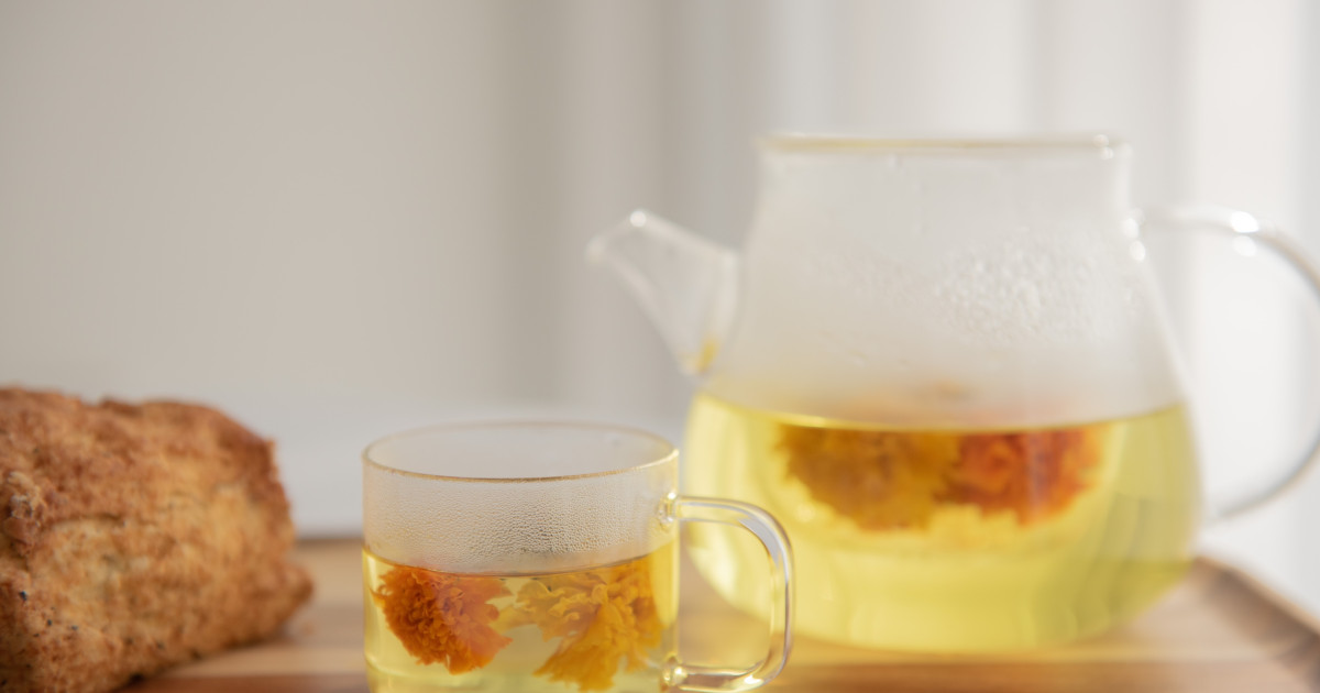 Csökkenti a magas vérnyomást, frissít és még finom is! 5 ok, hogy miért igyál minél több teát a hidegebb őszi napokon